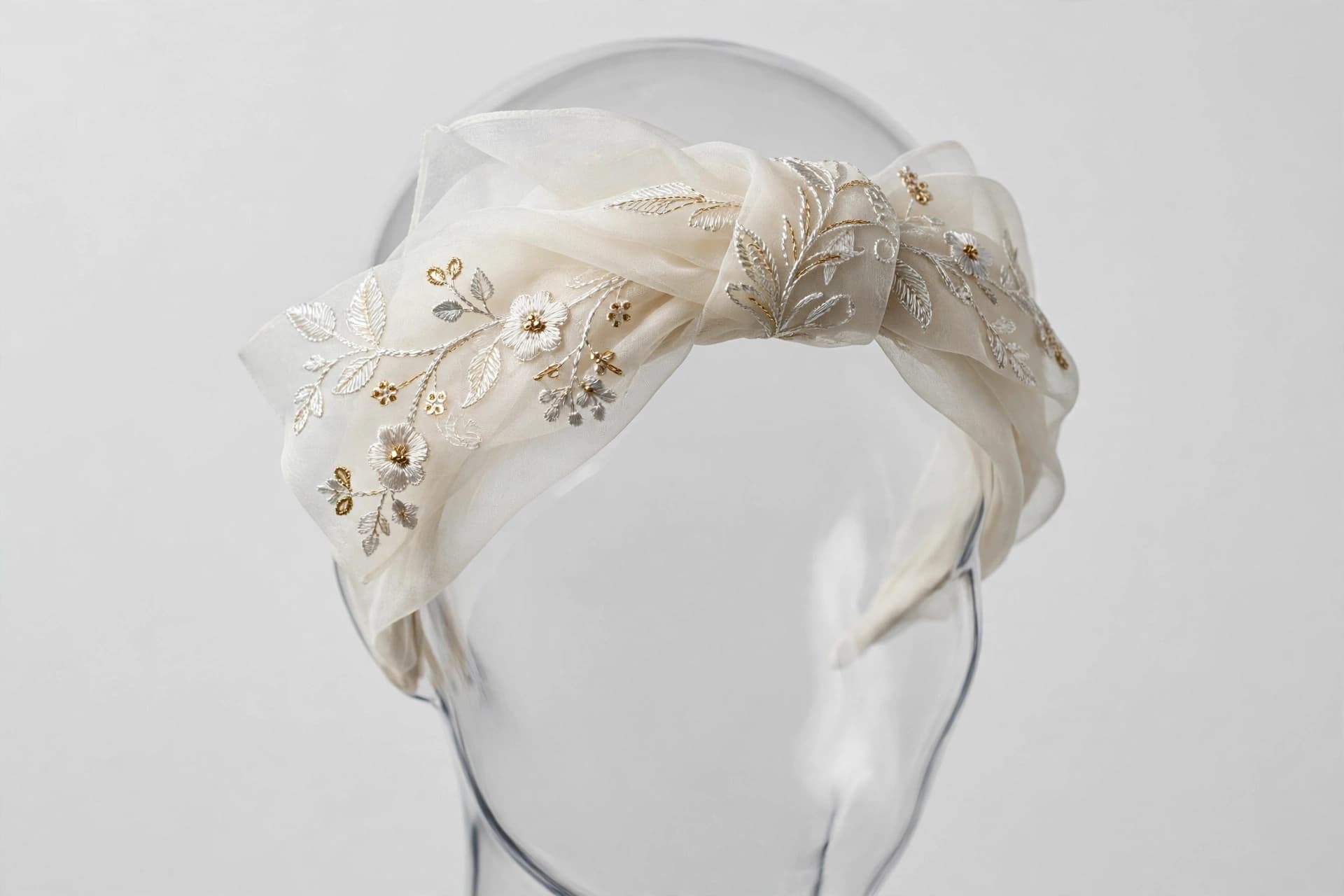 Illustrious Pearl Hair Accessories
